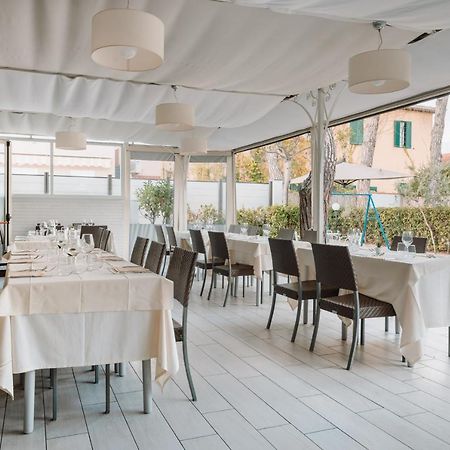 Hotel Milton Marina di Pietrasanta Zewnętrze zdjęcie