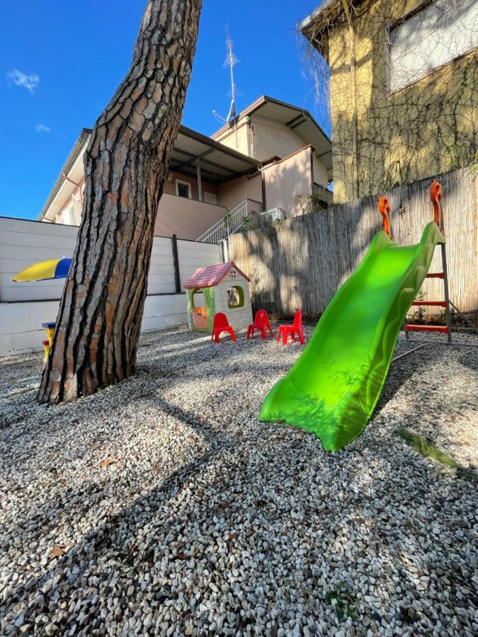 Hotel Milton Marina di Pietrasanta Zewnętrze zdjęcie