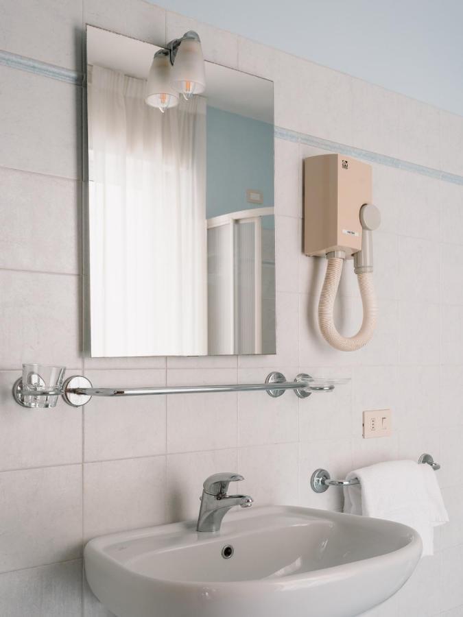 Hotel Milton Marina di Pietrasanta Zewnętrze zdjęcie